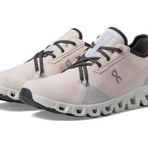Women's On Cloud X 3 AD Sneaker, size 7.5